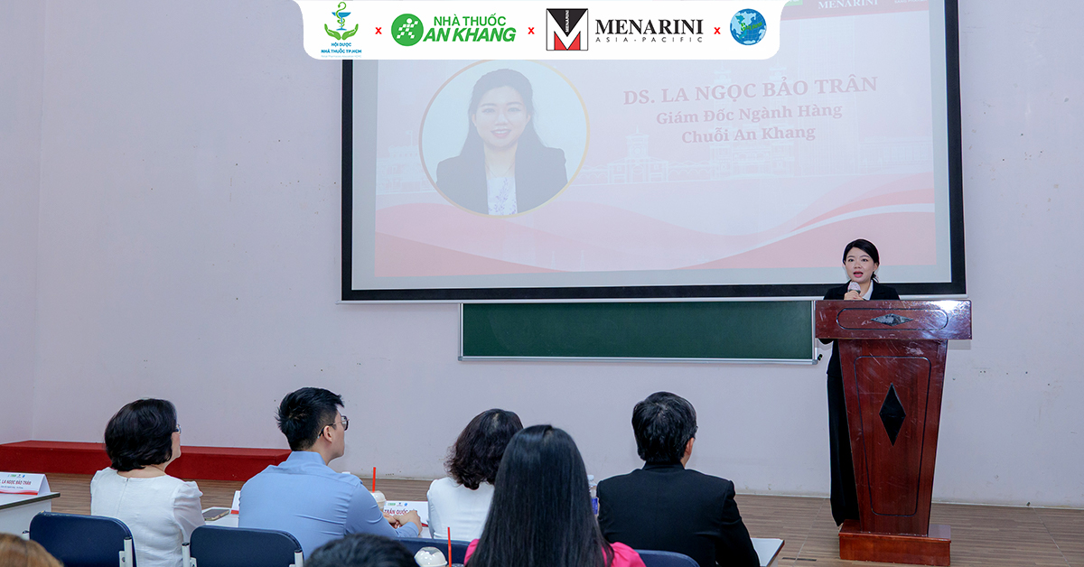 DS. La Ngọc Bảo Trân – GĐ Ngành hàng Chuỗi Nhà thuốc An Khang phát biểu khai mạt buổi hội thảo