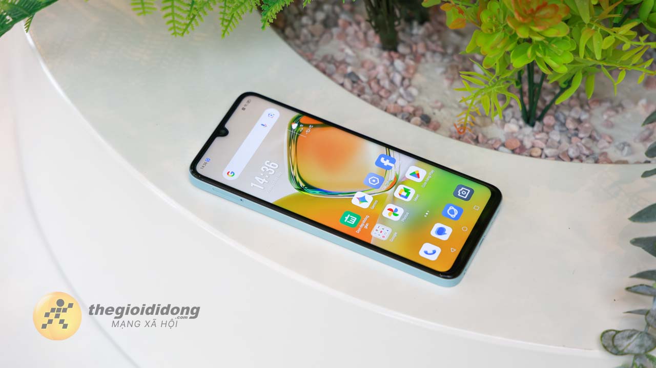 Trên tay Nubia V80 Max: Thiết kế cụm camera 