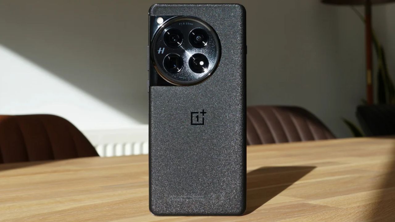 Thông số camera chính, kích thước pin và tốc độ sạc OnePlus 13