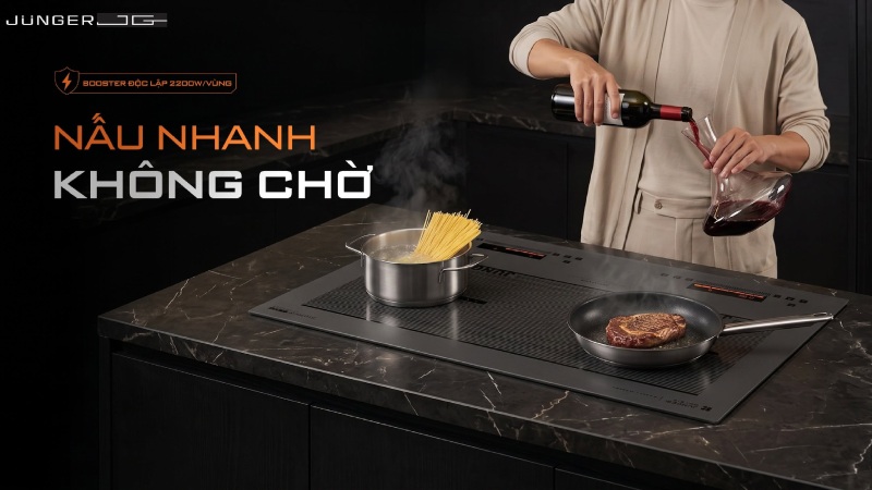 Bảng điều khiển cảm ứng cực nhạy mang lại sự tiện lợi khi thao tác 