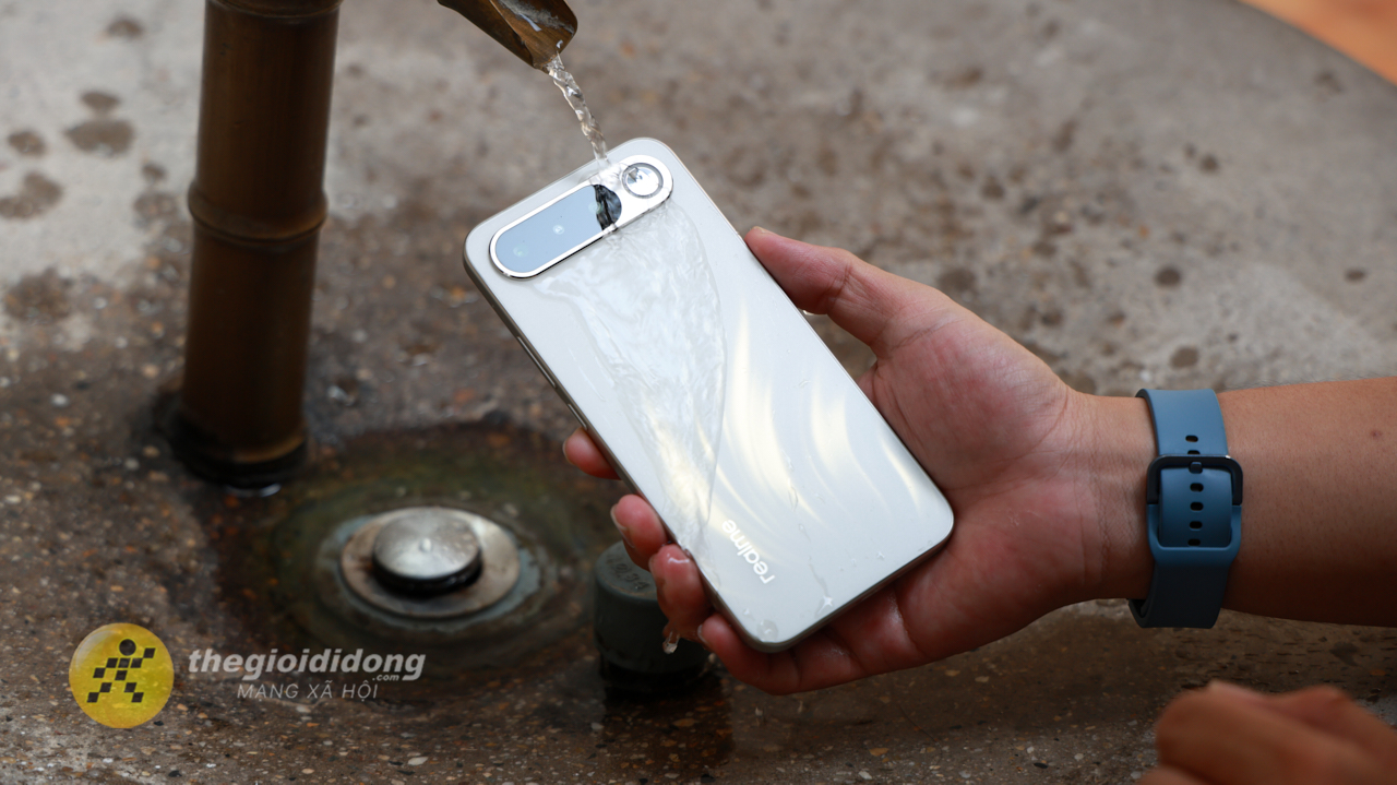 Trên Tay Realme 16 5G: Thiết Kế Camera Có Gương Cầu Lồi Độc Đáo