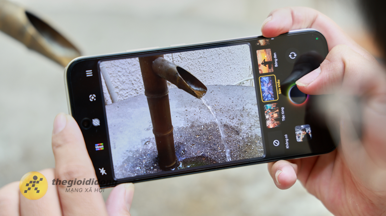 Trên Tay Realme 16 5G: Thiết Kế Camera Có Gương Cầu Lồi Độc Đáo