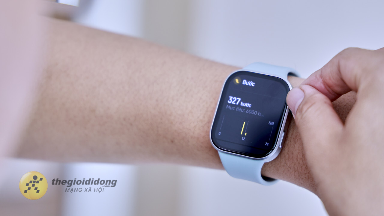 Trên tay Xiaomi Redmi Watch 6: Thiết kế hiện đại, màn hình lớn 2.02 inch, pin bền 24 ngày