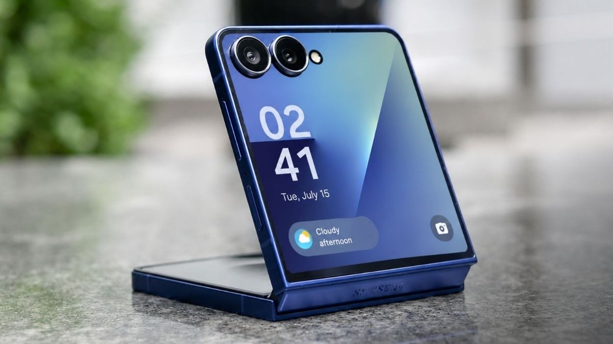 Samsung Z Flip 8 Màu Xanh Navy - Hình minh hoạ Samsung Z Flip 8 Màu Xanh Navy - Hình minh hoạ