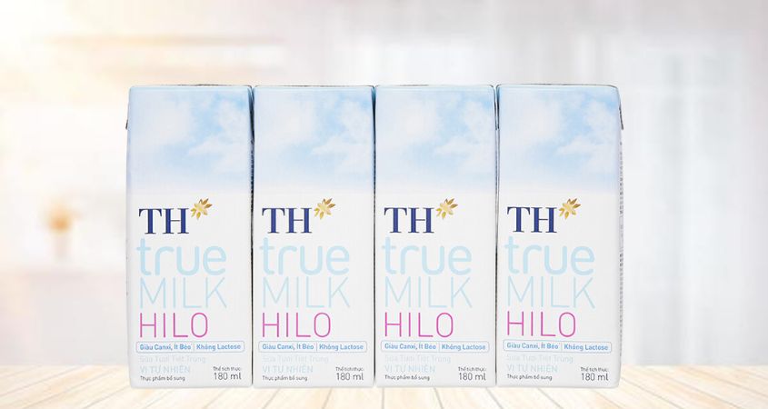 Lốc 4 hộp sữa tươi tiệt trùng TH true MILK Hilo không đường 180 ml (từ 1 tuổi) Lốc 4 hộp sữa tươi tiệt trùng TH true MILK Hilo không đường 180 ml (từ 1 tuổi)