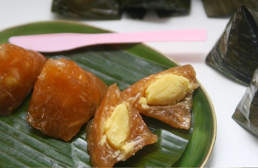 Bánh tro/bánh ú truyền thống
