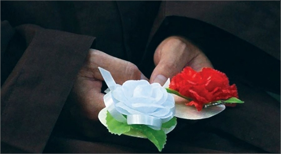Về mặt văn hóa, tháng cô hồn còn là thời điểm diễn ra lễ Vu Lan, một trong những ngày lễ quan trọng nhất của Phật giáo