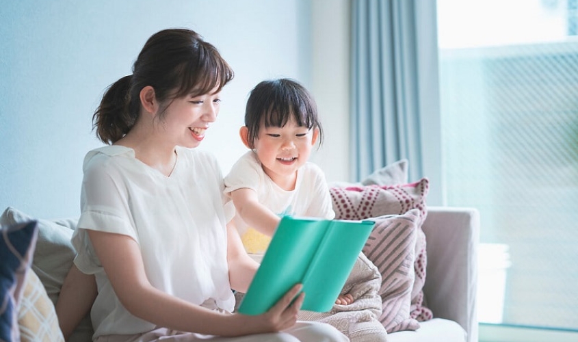 Đọc thơ cho trẻ giúp tăng khả năng giao tiếp và ghi nhớ