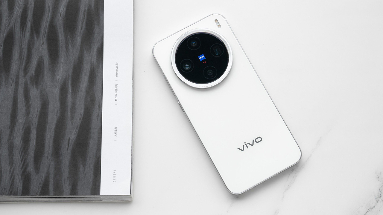 vivo X300 Pro mini bị rò rỉ sẽ có viên pin khủng với dung lượng 7.000 mAh. vivo X300 Pro mini bị rò rỉ sẽ có viên pin khủng với dung lượng 7.000 mAh.