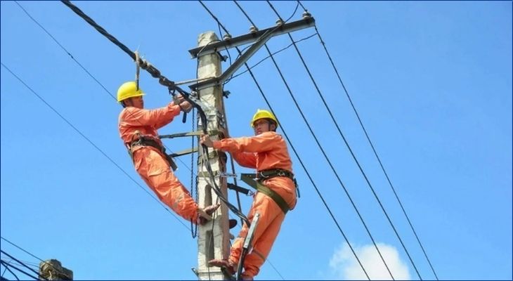 Tổng đài sẽ báo cho bạn chính xác thời gian và lý do tạm ngừng cung cấp điện tại khu vực nhà mình