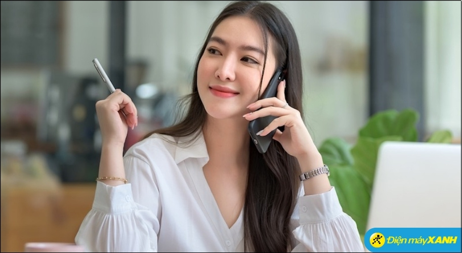 Trong các tình huống khẩn cấp như mất thẻ, nghi ngờ lộ thông tin hoặc phát hiện giao dịch bất thường, hãy nhấn phím 1 để yêu cầu khoá thẻ Trong các tình huống khẩn cấp như mất thẻ, nghi ngờ lộ thông tin hoặc phát hiện giao dịch bất thường, hãy nhấn phím 1 để yêu cầu khoá thẻ