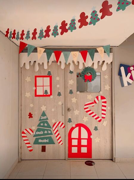 Trang trí cửa lớp mầm non chủ đề Giáng sinh 6