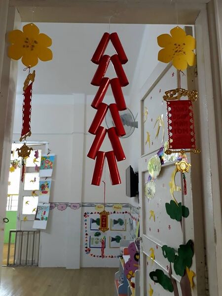 Trang trí cửa lớp mầm non chủ đề Tết 5