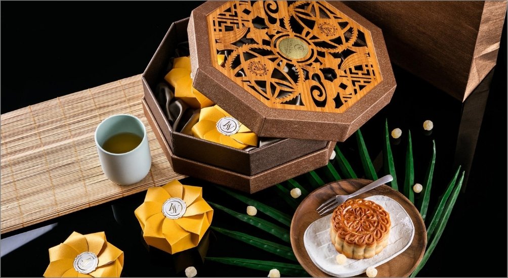 Bạn nên chọn mua bánh từ các thương hiệu uy tín để gửi tặng người thân, bạn bè, đối tác