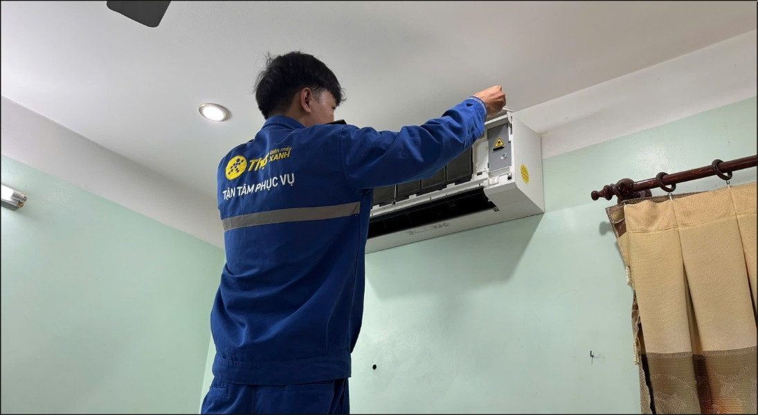 Dịch vụ vệ sinh máy lạnh giúp làm sạch sâu bụi bẩn bám ở dàn nóng và dàn lạnh