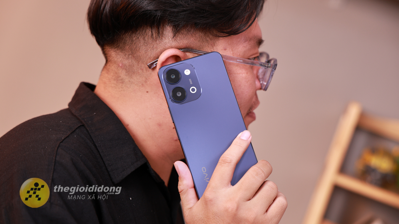 Trên tay vivo Y11d: Màn hình 1.200 nits, pin 6500 mAh và sạc nhanh 44W