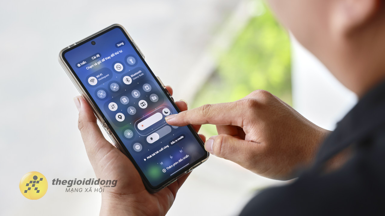 Mình vừa cập nhật lên One UI 8.5, đây là TOP 5 tính năng mới mà mình siêu thích Mình vừa cập nhật lên One UI 8.5, đây là TOP 5 tính năng mới mà mình siêu thích