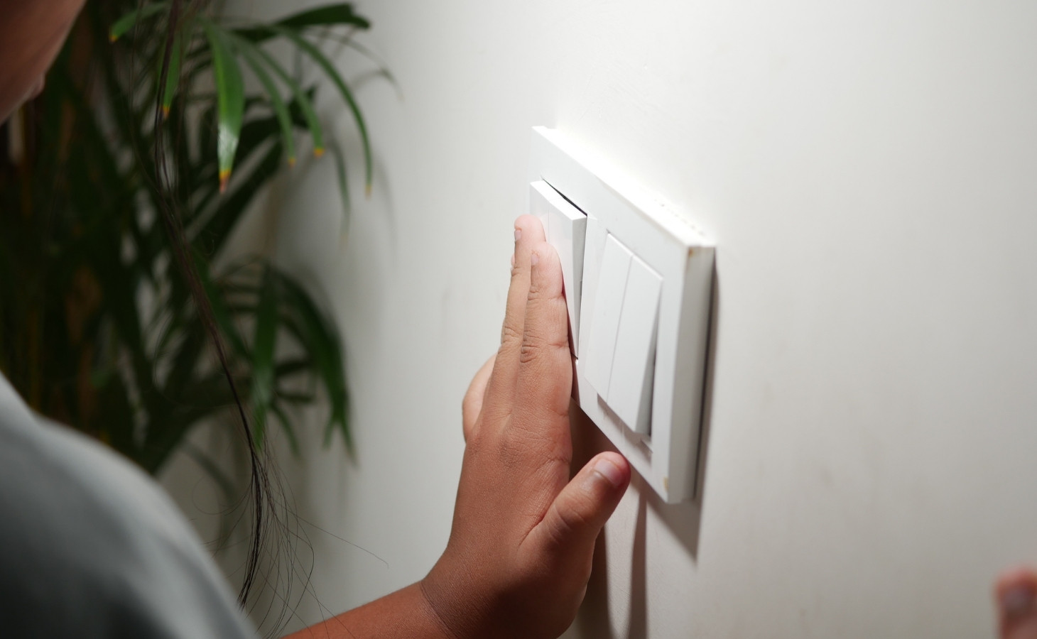 Tắt hết nguồn điện trước khi về quê