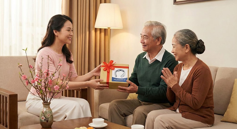 Chọn quà Tết cho bố mẹ nên ưu tiên sức khỏe, thiết thực, phù hợp ngân sách và giàu giá trị tinh thần