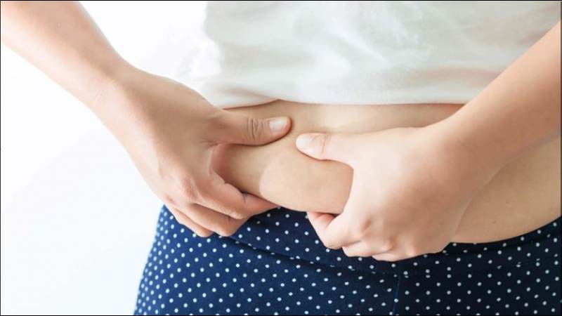 Thiếu nước có thể gây tăng cân và nhiều nguy cơ mắc nhiều bệnh mãn tính