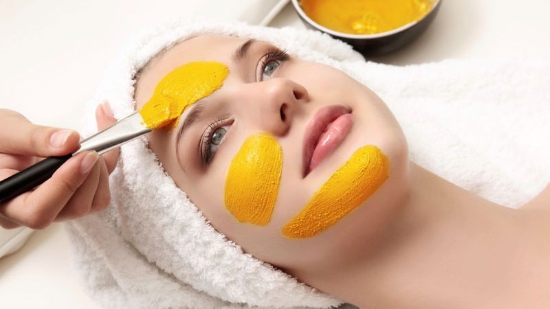 Mặt nạ nhụy hoa nghệ tây