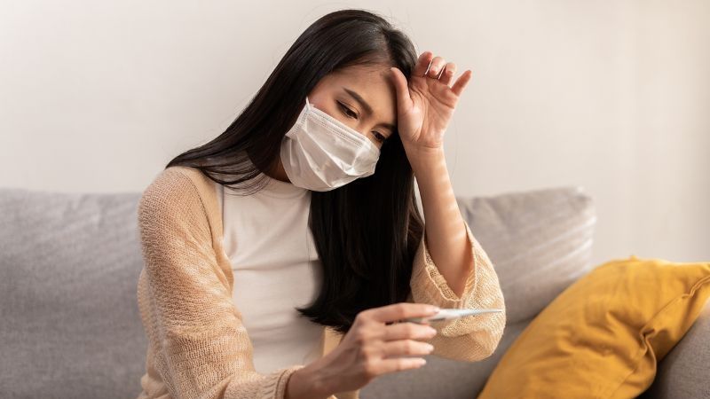 Người bệnh cảm cúm hay có triệu chứng sốt cao Người bệnh cảm cúm hay có triệu chứng sốt cao