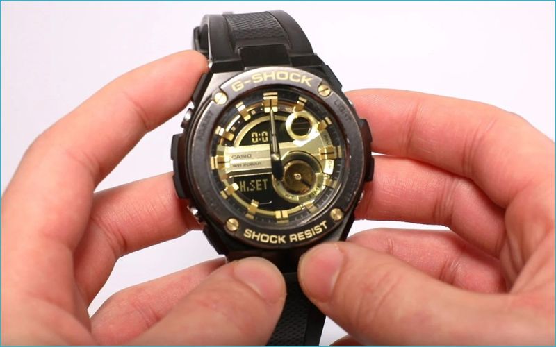 G-Shock sai giờ? Kiểm tra múi giờ BKK, tắt DST, đồng bộ kim H-SET, sạc pin hoặc thay pin