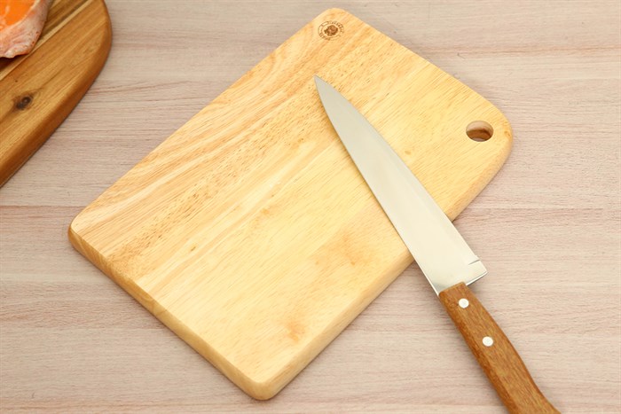 Thớt thái gỗ chữ nhật 28.5 x 20 cm Trường Sơn KA285 có độ bền cao, chịu nhiệt tốt