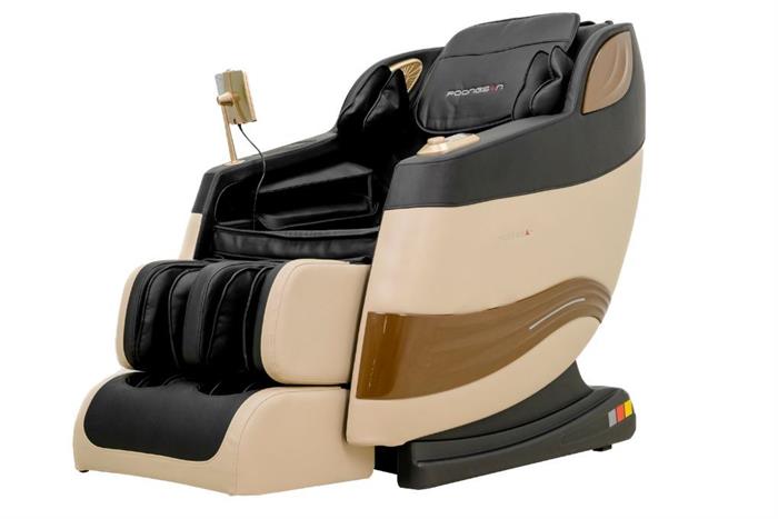 Ghế massage Poongsan MCP-138 phù hợp với vóc dáng của hầu hết người dùng nhờ chế độ Scan Body quét toàn bộ cơ thể