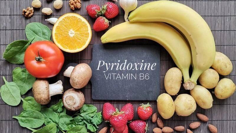 Những người có lượng hấp thụ vitamin B6 không đủ hoặc có nhu cầu trao đổi chất tăng cao chẳng hạn như bệnh nhân suy thận và mắc các bệnh tự miễn, thường có nguy cơ thiếu hụt cao hơn