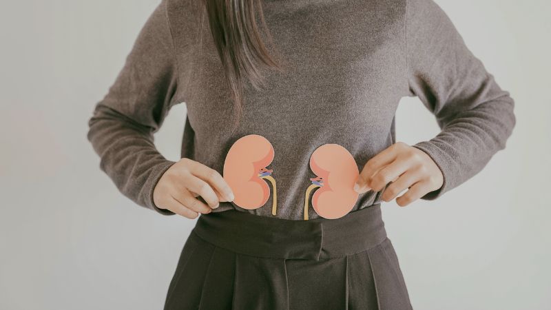 Glucosamin có thể ảnh hưởng đến gan và thận, gây tăng men gan, tăng gánh nặng cho thận Glucosamin có thể ảnh hưởng đến gan và thận, gây tăng men gan, tăng gánh nặng cho thận