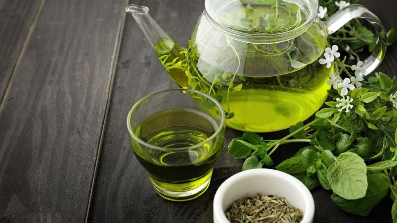 Trà đen hoặc trà xanh làm giảm khả năng hấp thụ sắt của cơ thể