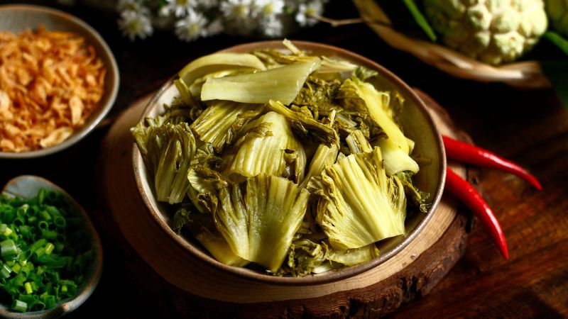 Dưa cải lên men không những cung cấp vitamin K2 mà còn tốt cho hệ tiêu hóa