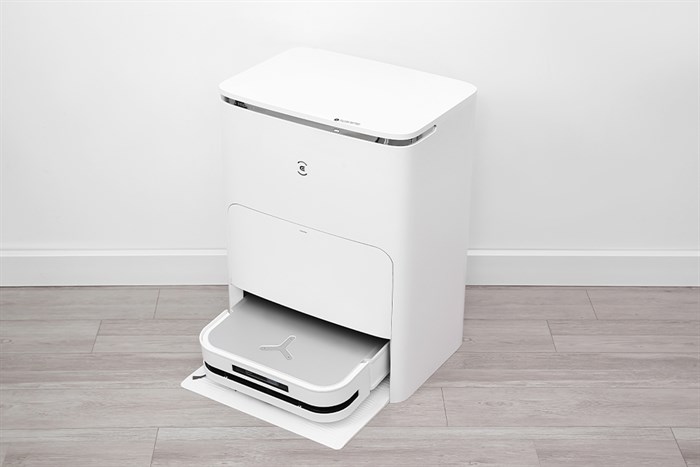 Robot hút bụi lau nhà Ecovacs Deebot X5 PRO OMNI có dung lượng pin lớn 6400 mAh cho thời gian sử dụng khoảng 164 phút và chỉ sạc trong 4.75 giờ