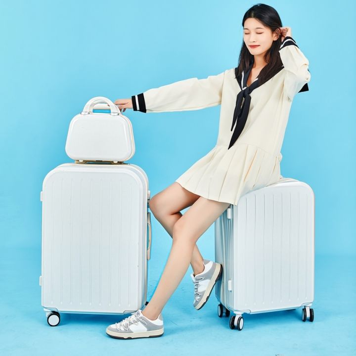 Vali Bamozo là thương hiệu Việt Nam với mức giá cạnh tranh và thiết kế hiện đại Vali Bamozo là thương hiệu Việt Nam với mức giá cạnh tranh và thiết kế hiện đại