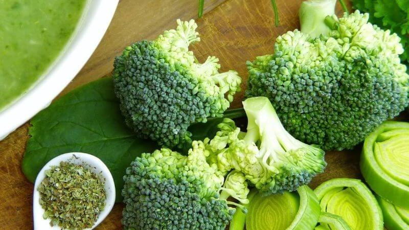 Bông cải xanh có chứa đầy đủ vitamin, khoáng chất và chất chống oxy hóa