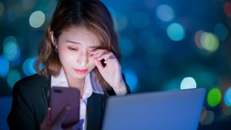 Lutein và zeaxanthin bảo vệ mắt khỏi ánh sáng xanh