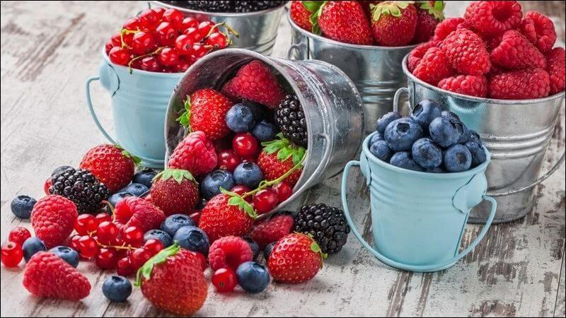 Tất cả các loại quả mọng đều chứa flavonoid dồi dào