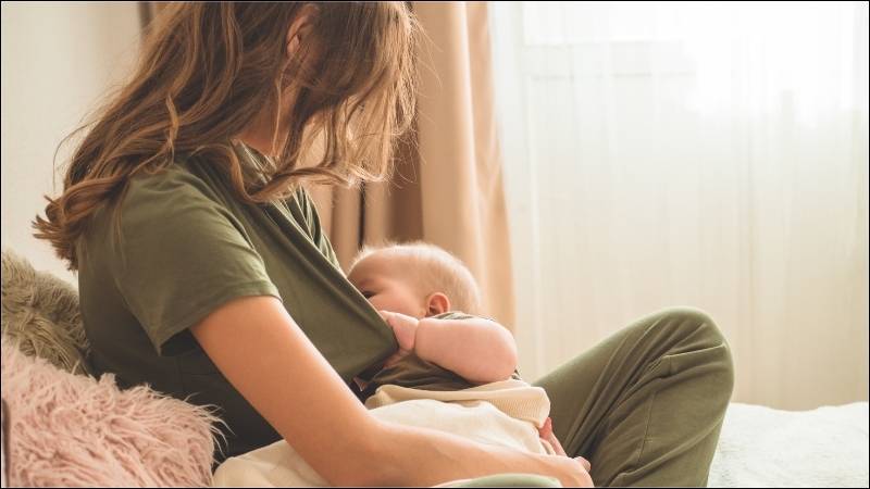 Phụ nữ c&oacute; thai v&agrave; cho con b&uacute; chỉ n&ecirc;n ti&ecirc;u thụ quả tầm xu&acirc;n với lượng thực phẩm th&ocirc;ng thường