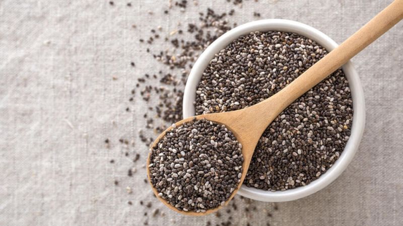 Có thể nói hạt chia là một trong những thực phẩm giàu chất xơ nhất