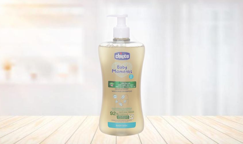 Sữa tắm & gội 2in1 cho bé Chicco chiết xuất yến mạch 500 ml