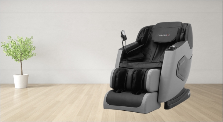 Ghế massage Poongsan MCP-136 với con lăn 4D mô phỏng 6 kỹ thuật massage, mang đến cảm giác thư giãn chân thực như bàn tay chuyên viên