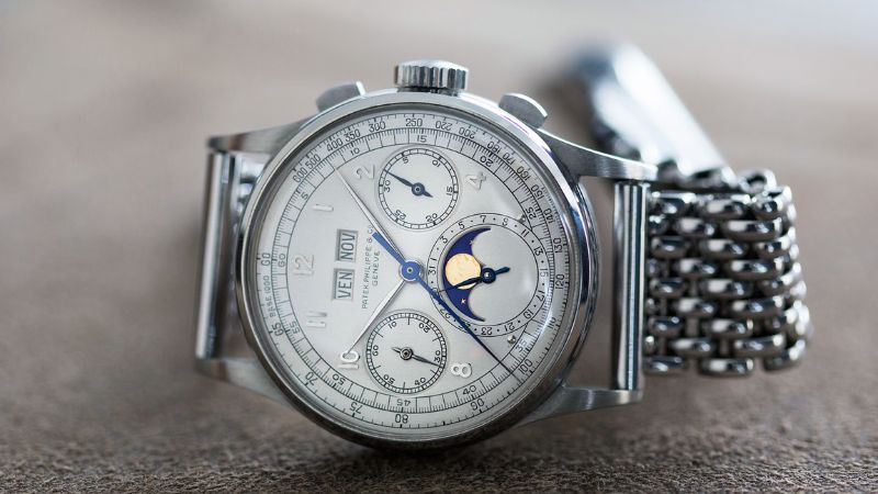 Đồng hồ Patek Philippe Stainless Steel Ref. 1518 có giá 12 triệu USD