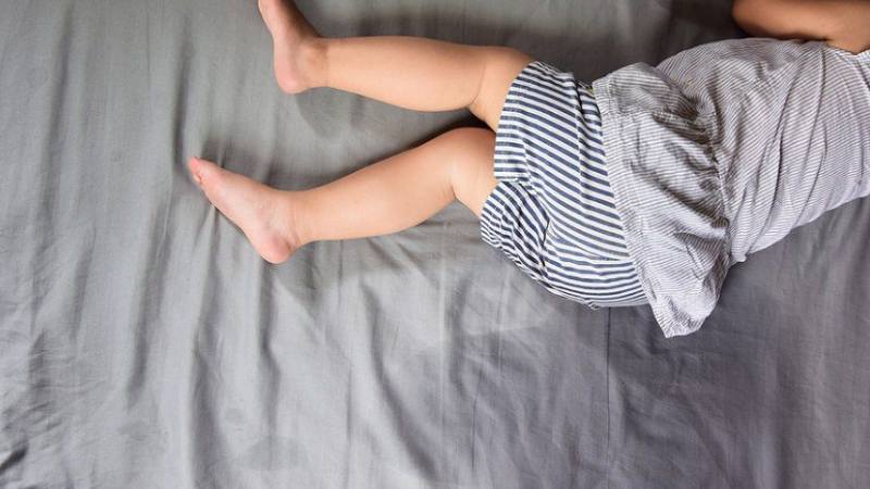 Đái dầm thường xuyên là dấu hiệu ở trẻ sơ sinh hoặc trẻ nhỏ mắc bệnh đái tháo nhạt Đái dầm thường xuyên là dấu hiệu ở trẻ sơ sinh hoặc trẻ nhỏ mắc bệnh đái tháo nhạt