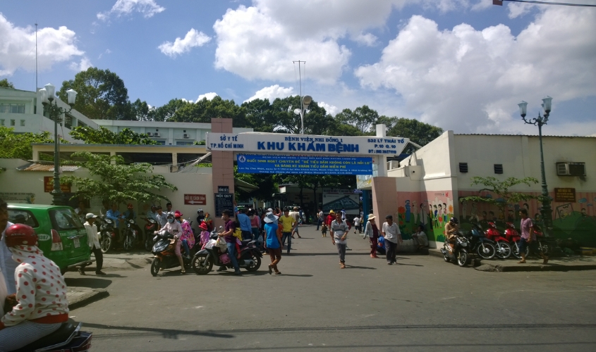 Khám dinh dưỡng cho trẻ tại Bệnh viện Nhi Đồng 1