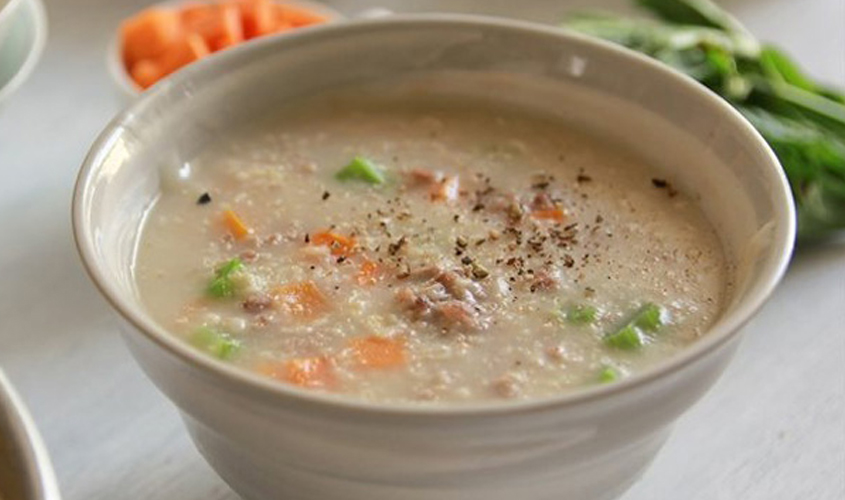 Hình minh họa cháo yến mạch rau củ