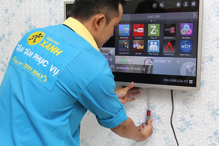 Lưu ý khi mua tivi 75 inch: kiểm tra kỹ sản phẩm, lắp đặt cẩn thận, cân nhắc phụ kiện đi kèm