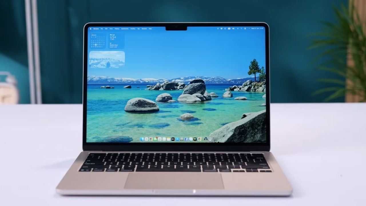 MacBook Air M4