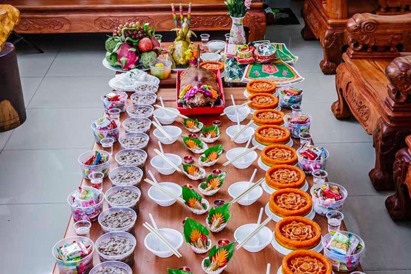 Cách bày mâm cúng thôi nôi cho bé trai đơn giản