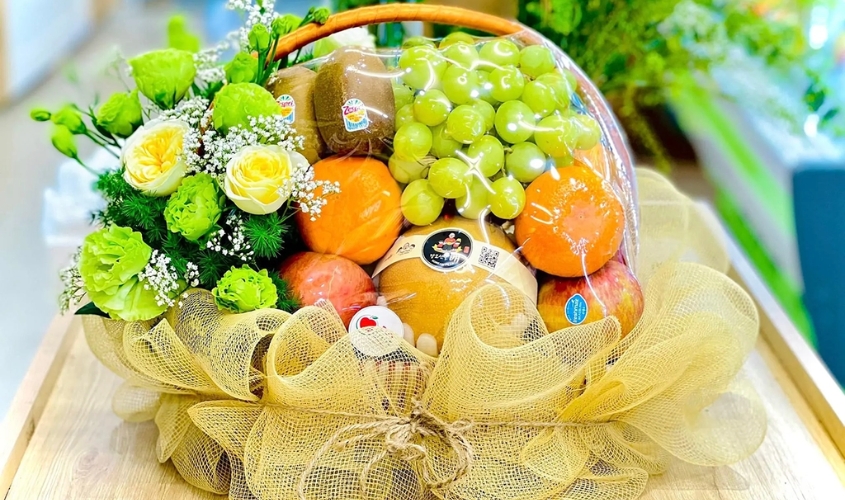 Giỏ quà trái cây là món quà thiết thực vào ngày 20/11